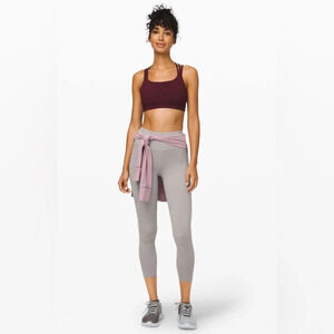 Lululemon To The Beat Tight 24"
Dark Chrome
